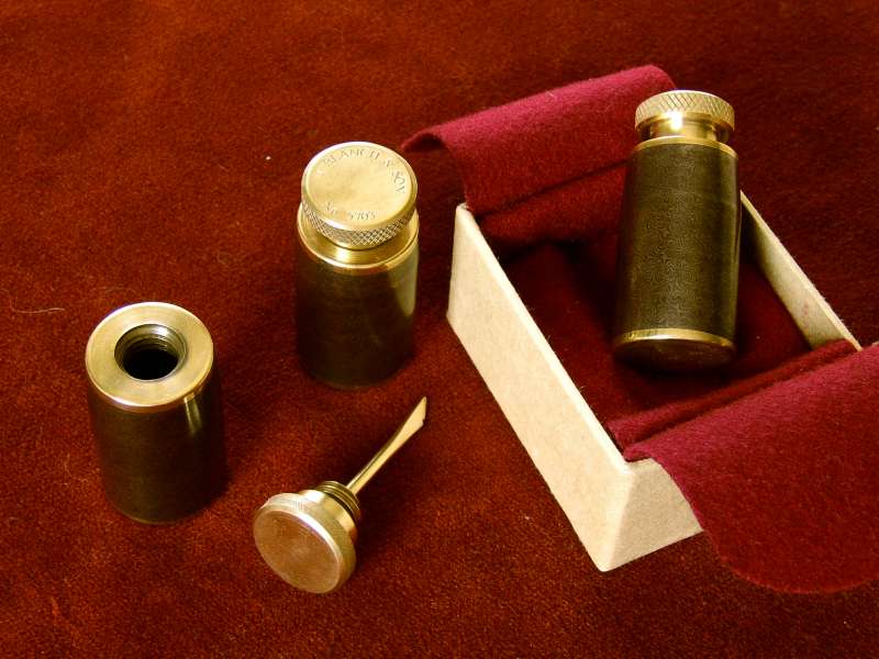 Heritage Guns Hand Made Tools & Accessories Page